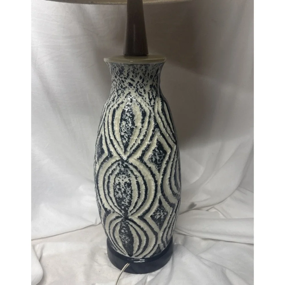 VTG MCM Pottery Lamp Geometric Textured Blue Black White Groovy Design Wood Neck